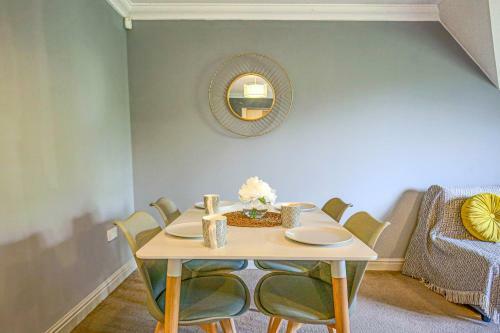 Executive Monkston Apartment By Crew Homes