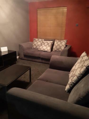 Apartamento Our Guests Are Royal (Br)