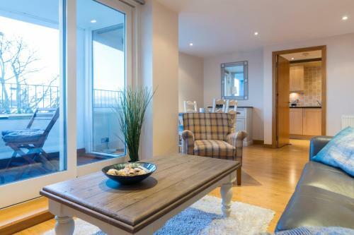 Apartamento Modern Apt, Amazing Harbour Views, Wifi & Parking