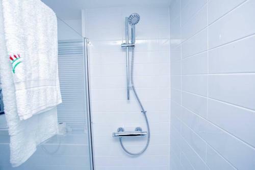 Mills Apartment - Two Bedroom En-suite Apartment
