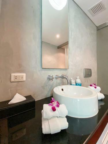 Leelavadee Villa At Samsara Nakalay Phuket