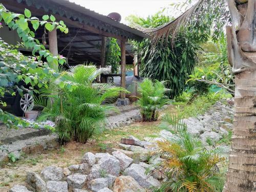 Sabandy House B&B