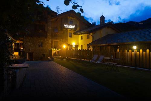 Hostal Relais Du Paradis