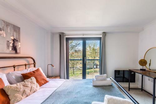 Apartamento Stunning Two Bedroom Flat City Centre With Parking
