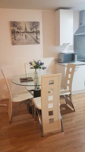 Marco Island -very Spacious Centre 1 Bedroom Apartment