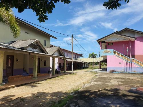 Hotel Oyo 90302 Dimuara Chalet Tok Bali