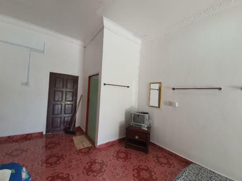 Hotel Oyo 90302 Dimuara Chalet Tok Bali