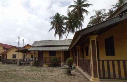 Hotel Bayu Beach Chalet Pcb