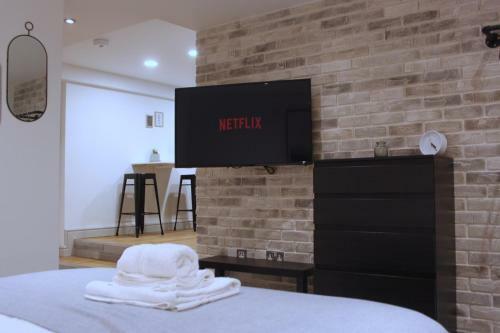Super Modern Serviced Apartment In City Centre