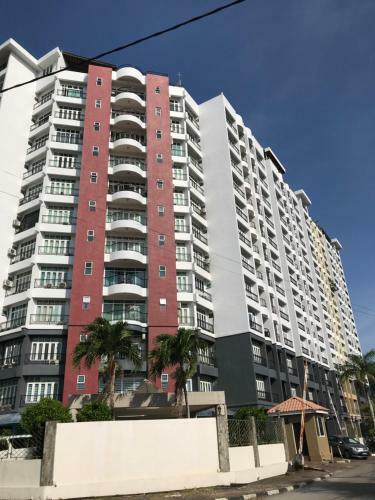 Century Suria Seaview + 3 Bedroom Apartment