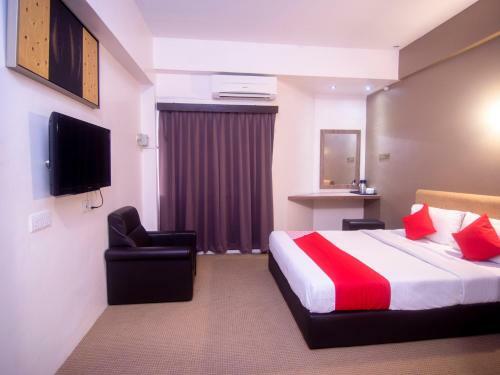 Hotel Oyo 979 Hua Kuok Inn