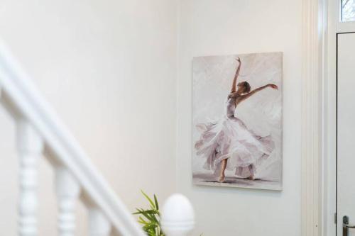 Aderta Stylish House