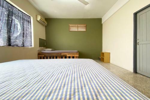 Oyo Home 90295 Beacon Homestay Kuching