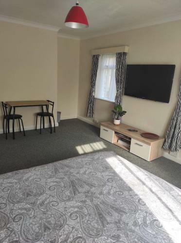 Hostal Double Room Sandbanks, Poole, Dorset, Free Parking