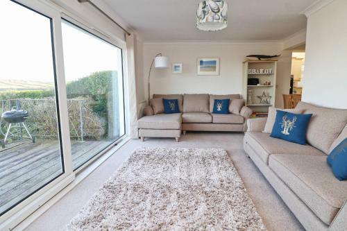 Holiday Home With Estuary Views, Parking & Balcony