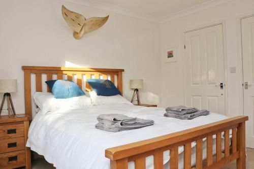 Holiday Home With Estuary Views, Parking & Balcony