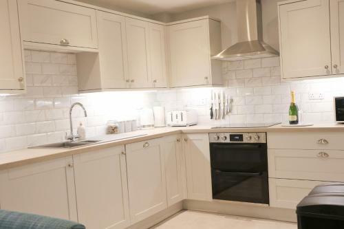 Townhouse, Close To Harbour With Sea Views
