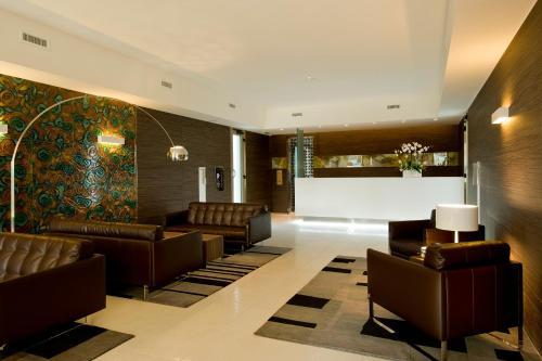 Viola Mhotel