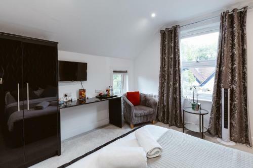 Modern City Centre Studio Apartment!