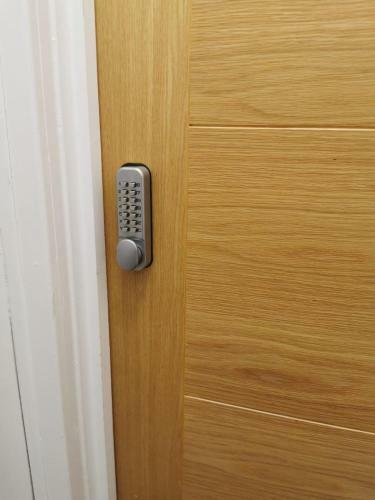 Modern City Centre Studio Apartment!