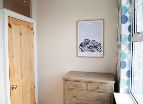 Apartamento The Old Post Office - Bright & Modern 4bdr Townhouse