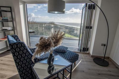 Sunrise - 5 Bedroom Luxurious Holiday Home - Pendine