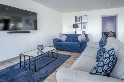 Sunrise - 5 Bedroom Luxurious Holiday Home - Pendine