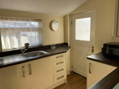 Beautiful Detached Bungalow