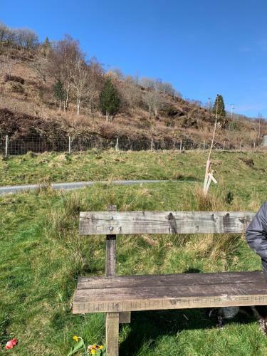 Snowdonia Rock Cottage - Cosy And Pet Friendly