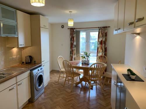 Balhousie Apartment