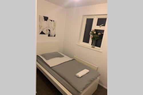 3 Bedroom House ' Perfect For Professional Stays'