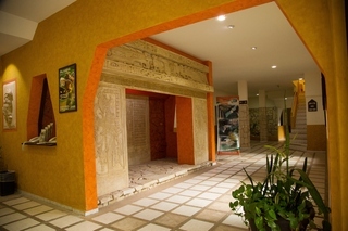 Hotel Maya Tulipanes