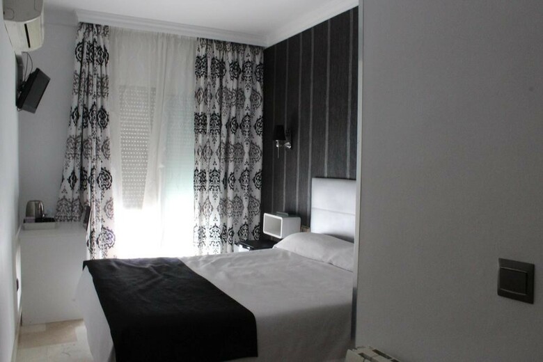 Hostal Abril