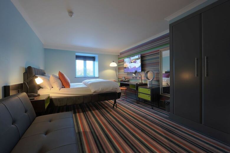 Village Hotel & Leisure Club Cheadle