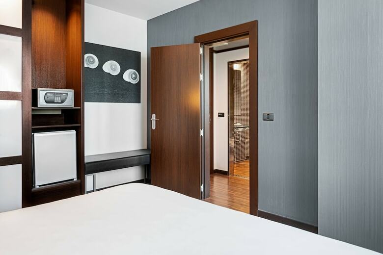 AC Hotel Algeciras By Marriott