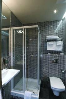 Ea Hotel Crystal Palace