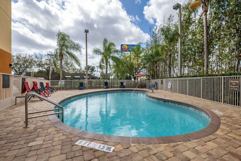 Hotel Comfort Inn & Suites Sanford