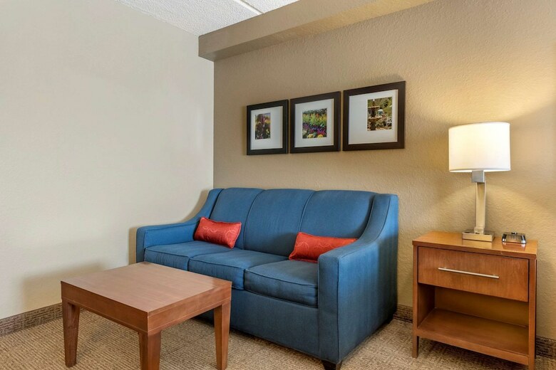 Hotel Comfort Inn & Suites Sanford