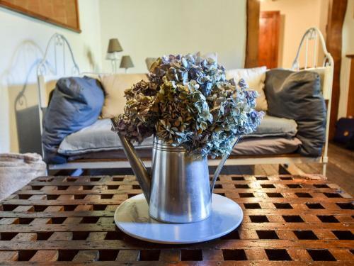 Holiday Home Le Pradal Villeneuve D Allier