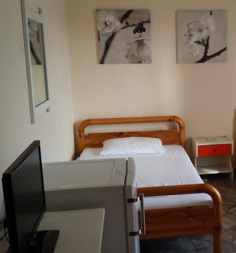 Hostal Intos Apartments
