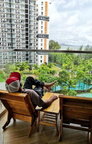 Hostal Timurbay Seaview & Poolview By Zuhayr Suite