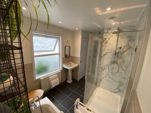 Spacious, Seaside, Victorian Home "bay View Terrace", Penzance