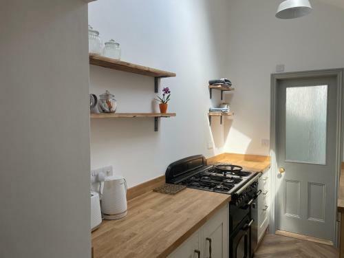 Newly Finished Period Cottage In Central Location
