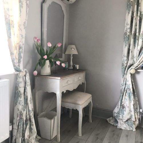 Bed & Breakfast Ticketyboo Suites