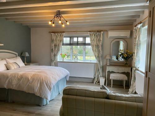 Bed & Breakfast Ticketyboo Suites