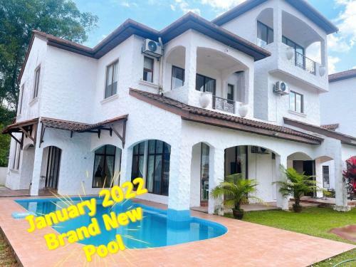 Dolce Vita Spanish Pool Villa-15pax,event&shooting