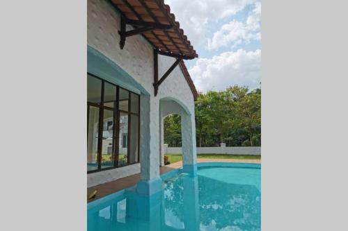 Dolce Vita Spanish Pool Villa-15pax,event&shooting