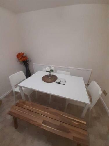 Apartamento Beautiful Home. Free Parking.wifi. Self Checkin