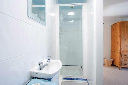 Berry Hall Cottage - 2 Bedroom Cottage - Port Eynon