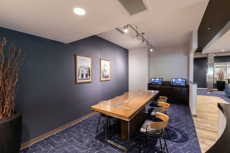 Hotel Courtyard By Marriott Cincinnati Midtown/rookwood